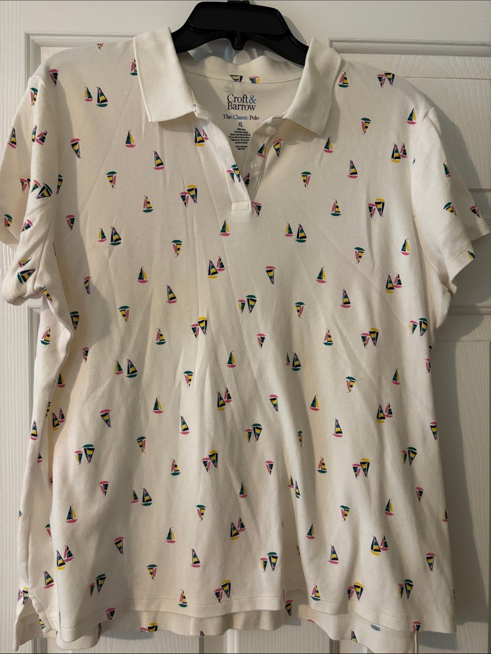 croft & barrow White Polo with Multicolor Sailboat Motif